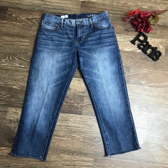 GAP Denim - Gap 1969 sexy boyfriend raw hem crop jeans 27